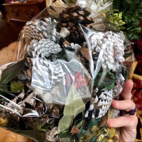 Handmade Pinecone Potpourri Art Craft